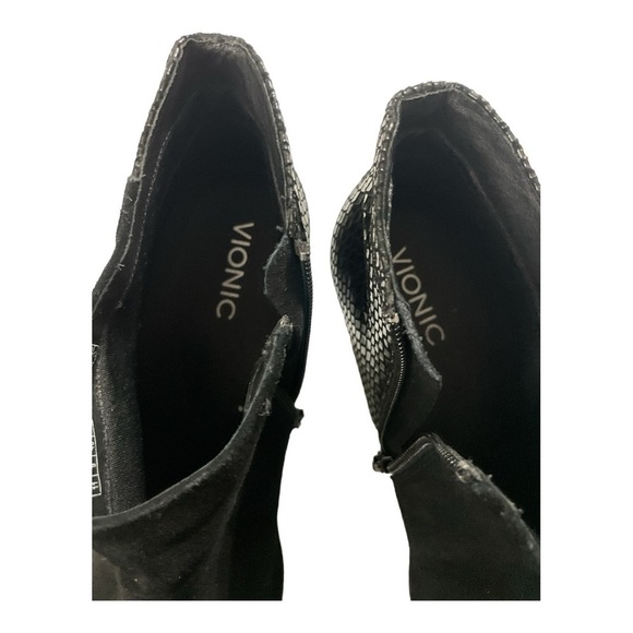 Vionic Upright Bromley Orthaheel Bootie size 11 - Picture 8 of 9